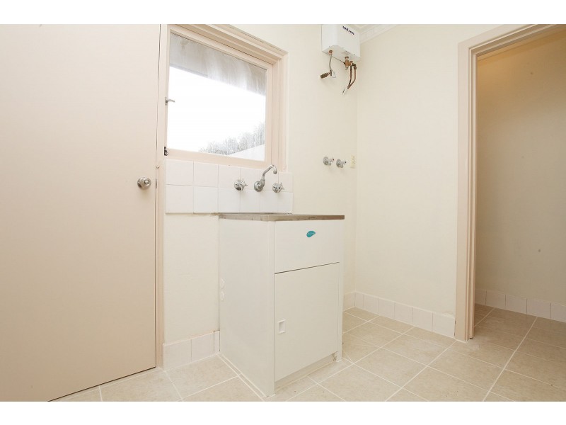 2/196 Flinders Street, Yokine WA 6060