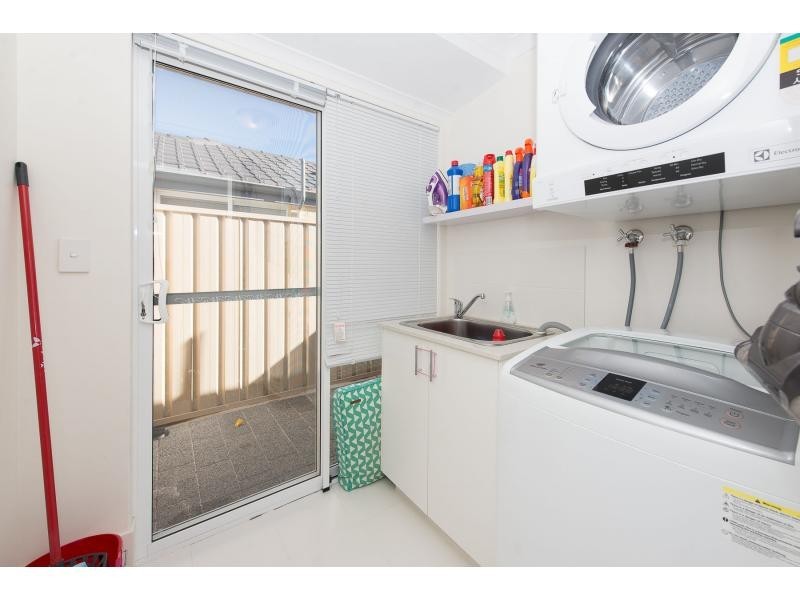 15B Chicago Street, Southern River WA 6110