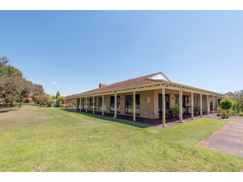 11/2 Theakston Green, Leeming WA 6149
