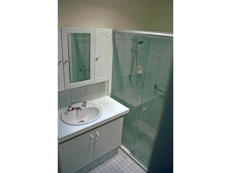 6/2 Theakston Green, Leeming WA 6149