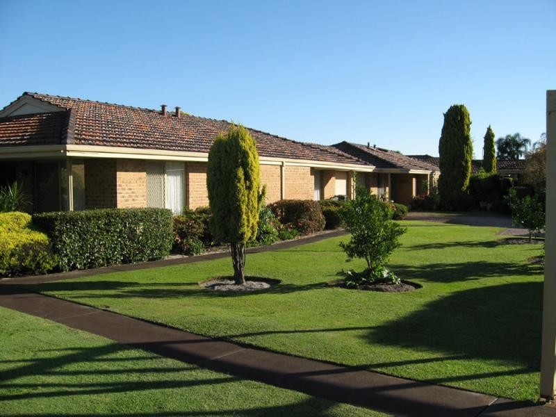 32/2 Theakston Green, Leeming WA 6149