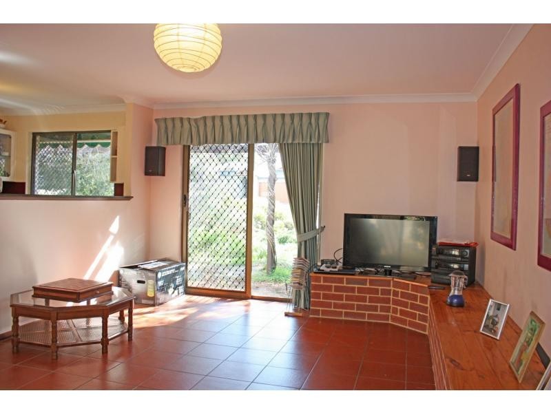 14 Surrey Road, Wilson WA 6107