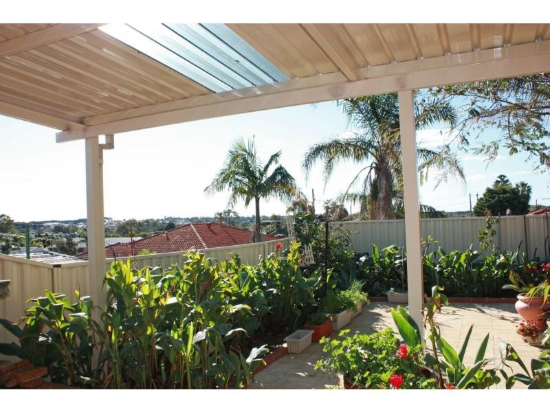 12B Monterey Court, Kardinya WA 6163