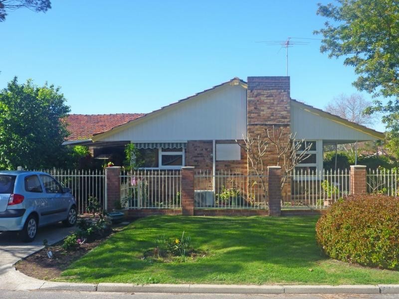 2/104 Kintail Road, Applecross WA 6153