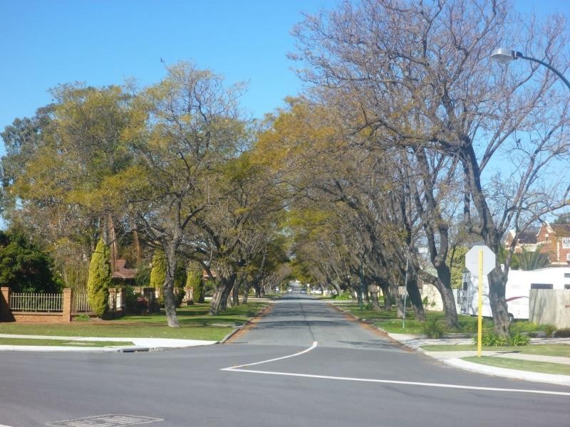 2/104 Kintail Road, Applecross WA 6153