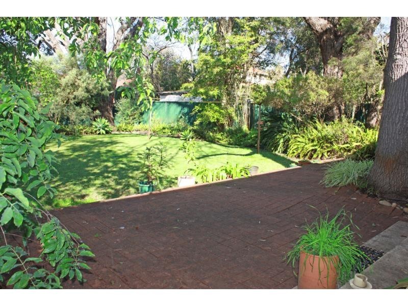 6 Ord Street, Nedlands WA 6009