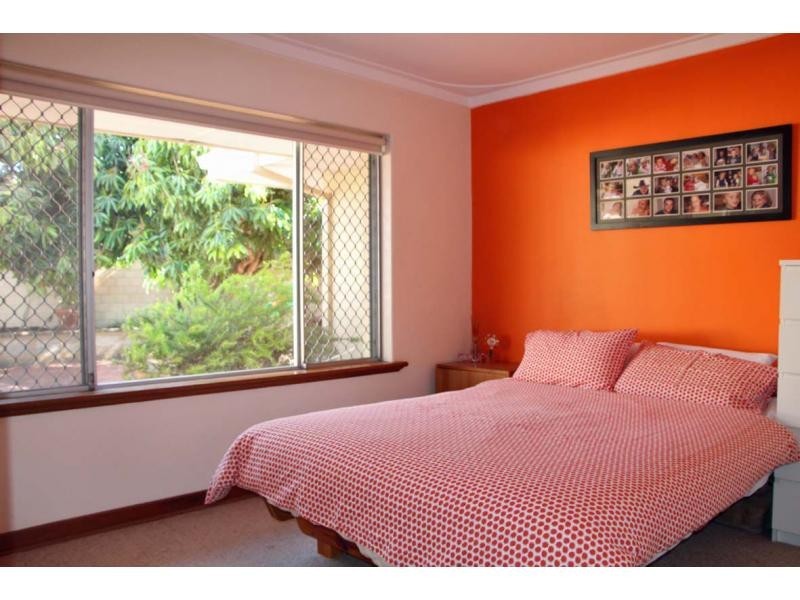 11 Williamson Road, Kardinya WA 6163