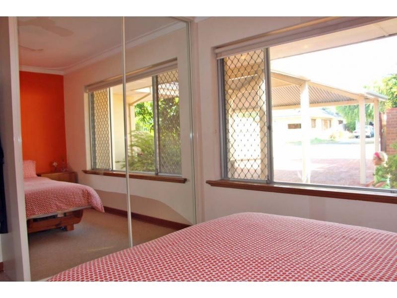 11 Williamson Road, Kardinya WA 6163