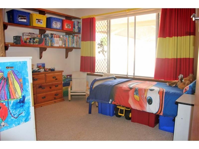 11 Williamson Road, Kardinya WA 6163