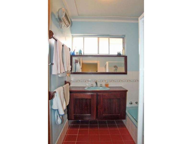 11 Williamson Road, Kardinya WA 6163