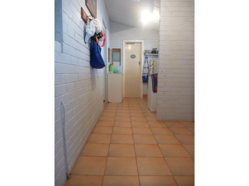 8 Fernhurst Crescent, Balga WA 6061