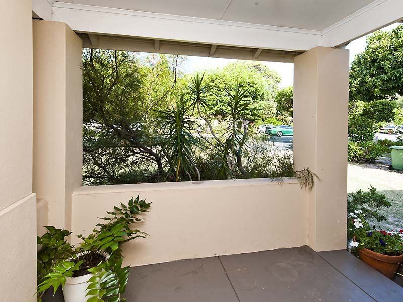 5 Ord Street, Nedlands WA 6009