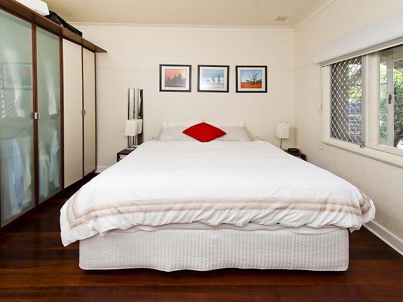 5 Ord Street, Nedlands WA 6009