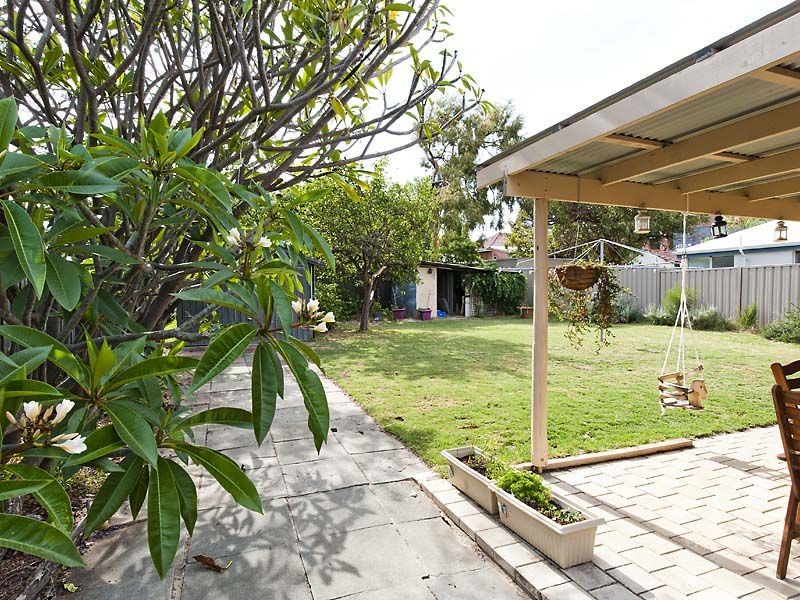 5 Ord Street, Nedlands WA 6009