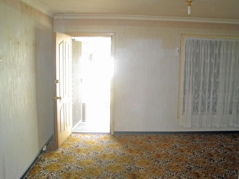 29 Golders Way, Girrawheen WA 6064