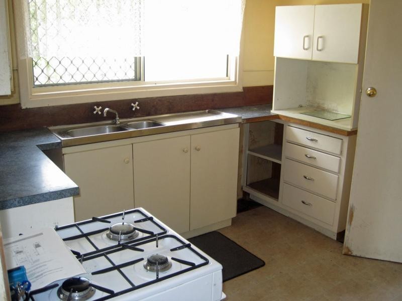 29 Golders Way, Girrawheen WA 6064