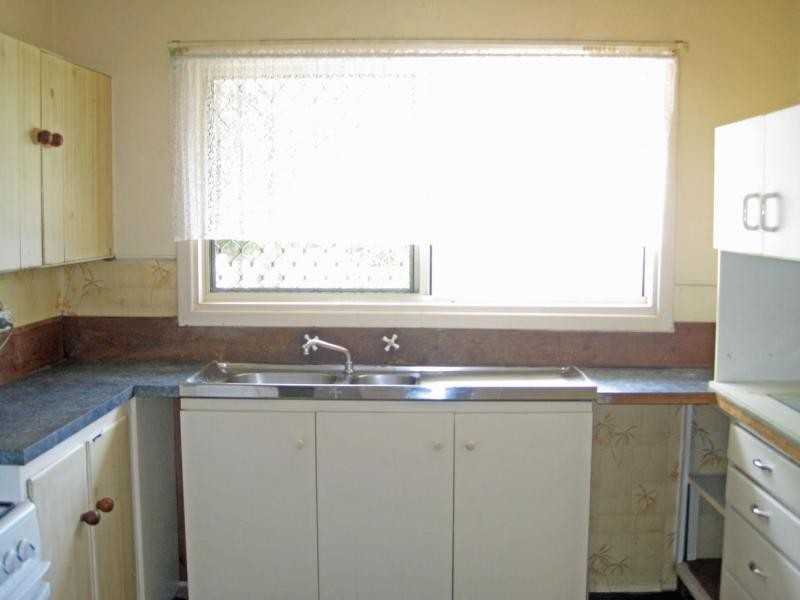 29 Golders Way, Girrawheen WA 6064