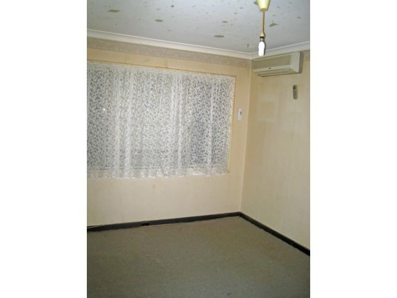 29 Golders Way, Girrawheen WA 6064