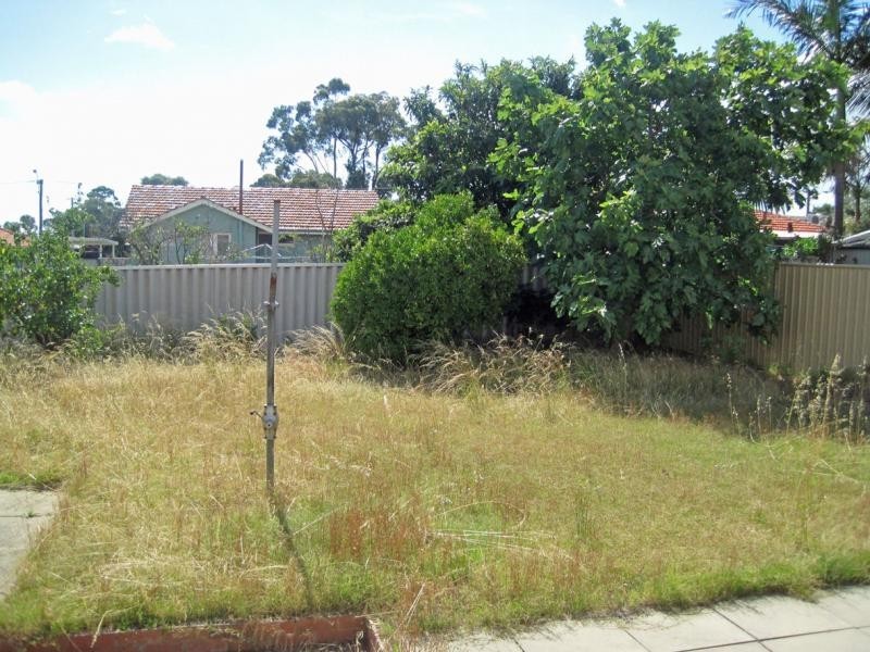 29 Golders Way, Girrawheen WA 6064