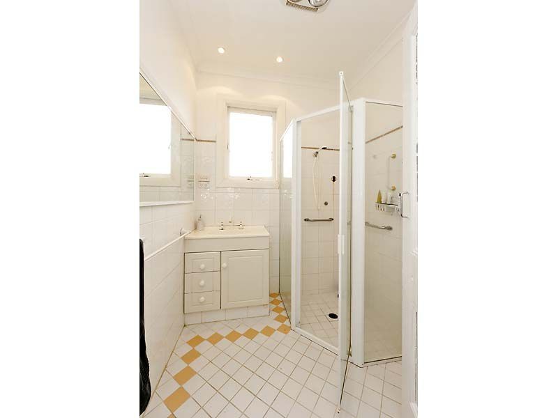 10 Queenslea Drive, Claremont WA 6010