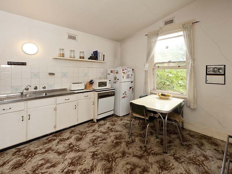 10 Queenslea Drive, Claremont WA 6010