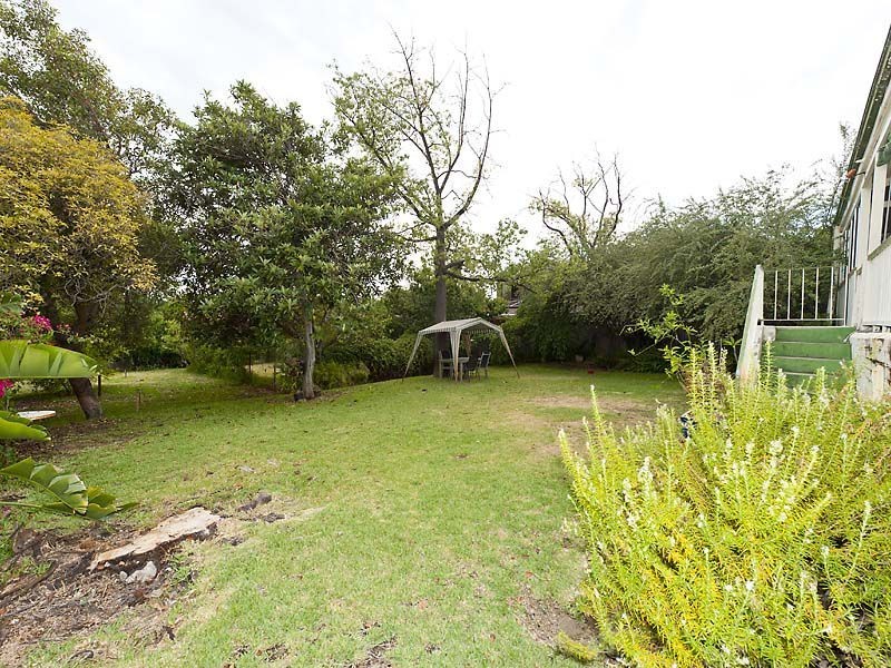 10 Queenslea Drive, Claremont WA 6010