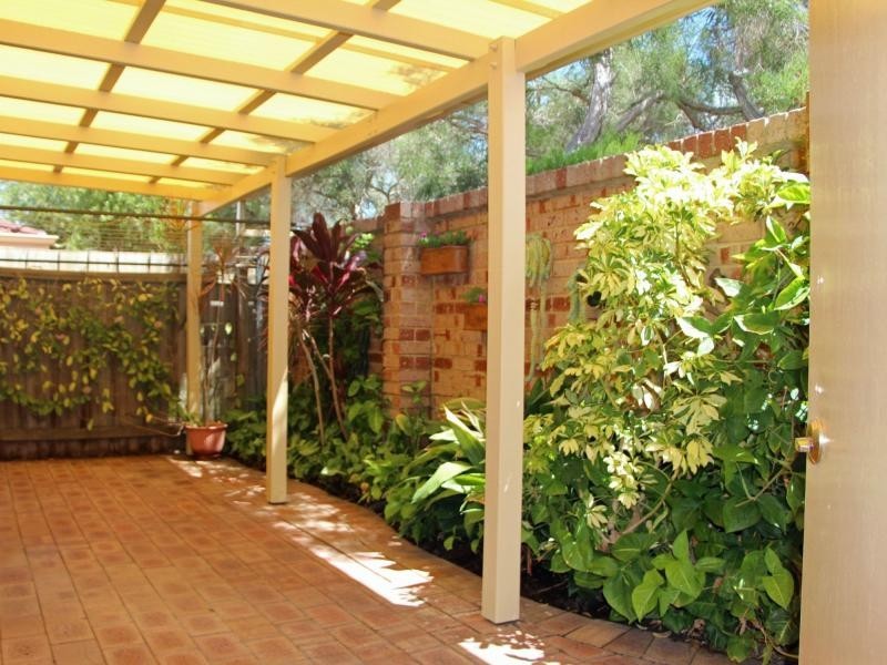 40/2 Theakston Green, Leeming WA 6149