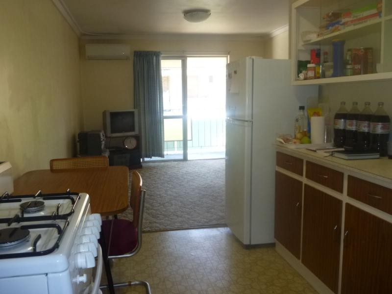 Unit B3/305 Harborne Street, Glendalough WA 6016