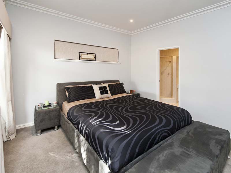 42 St Johns Wood Boulevard, Mount Claremont WA 6010