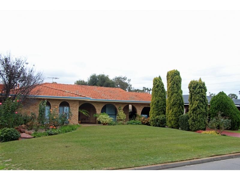 8 Hurley Way, Bull Creek WA 6149