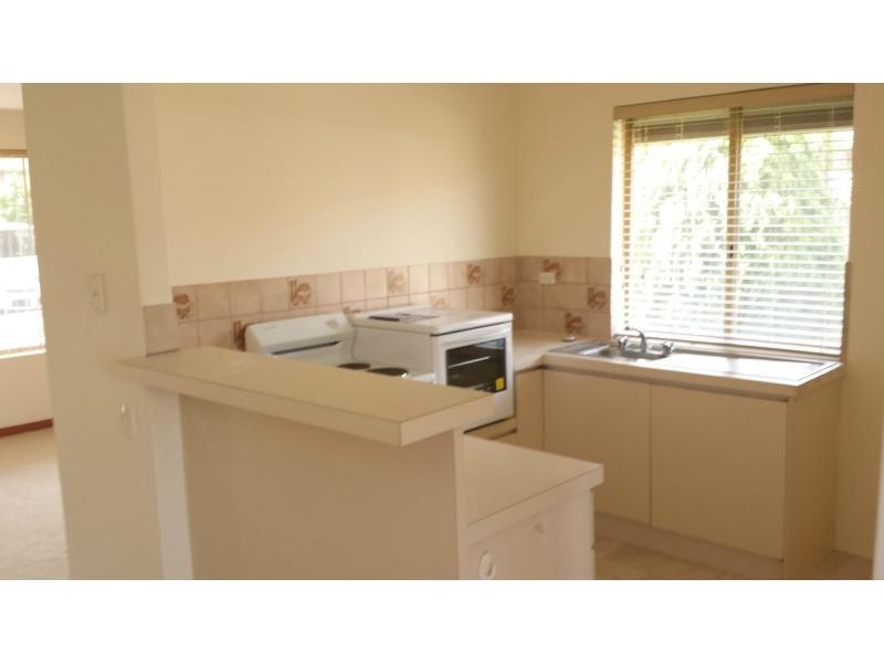 Villa 54/186 Twickenham Drive, Kingsley WA 6026