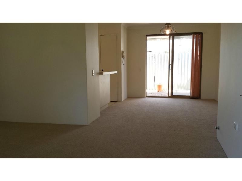 Villa 38/186 Twickenham Drive, Kingsley WA 6026