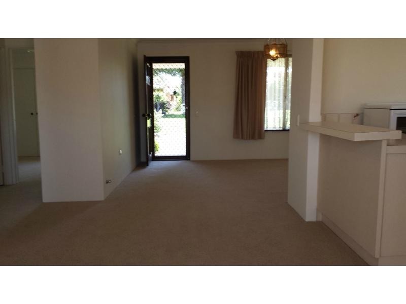 Villa 38/186 Twickenham Drive, Kingsley WA 6026