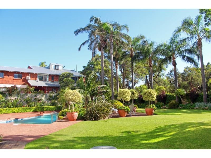 17W/16 Kings Park Avenue, Crawley WA 6009