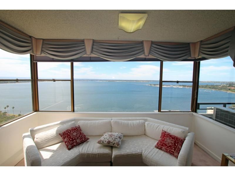 21E/16 Kings Park Avenue, Crawley WA 6009