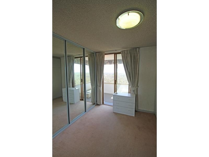 21E/16 Kings Park Avenue, Crawley WA 6009