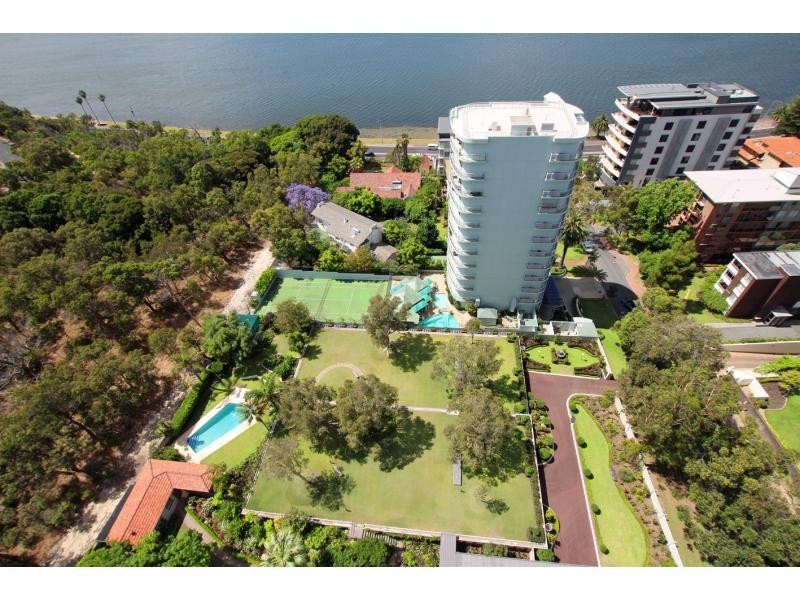 21E/16 Kings Park Avenue, Crawley WA 6009