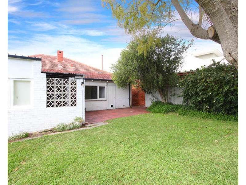 33 Broome Street, Nedlands WA 6009