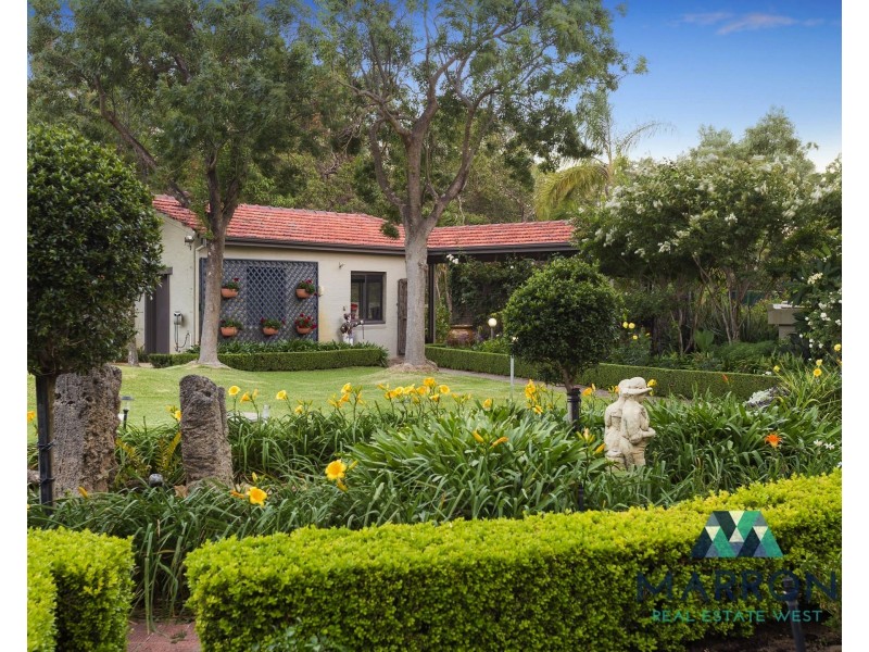 SkyEast/16 Kings Park Ave, Crawley WA 6009