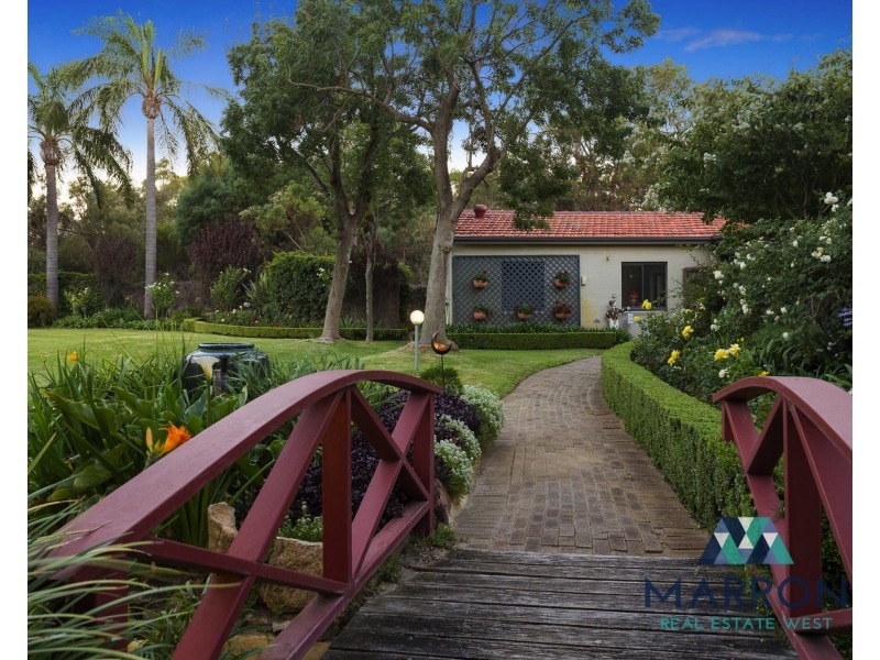 SkyEast/16 Kings Park Ave, Crawley WA 6009