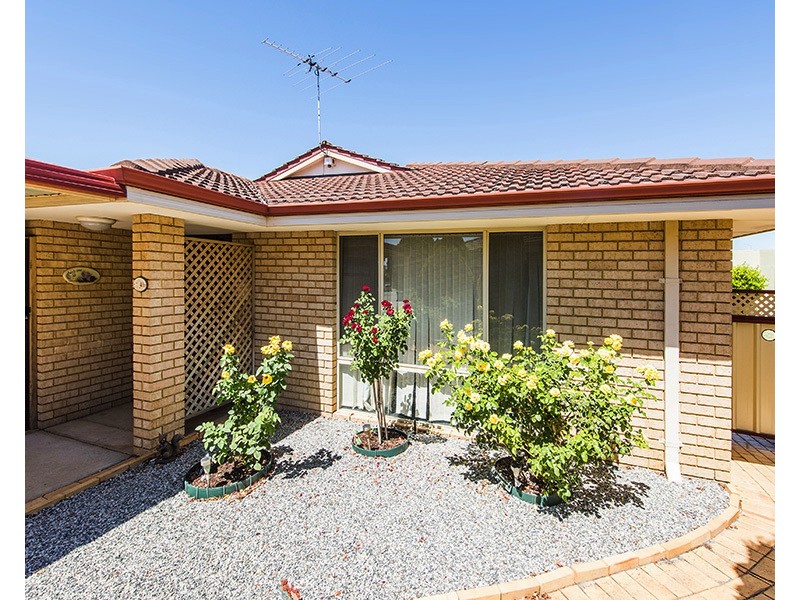 40B Fern Leaf Ct, Leeming WA 6149