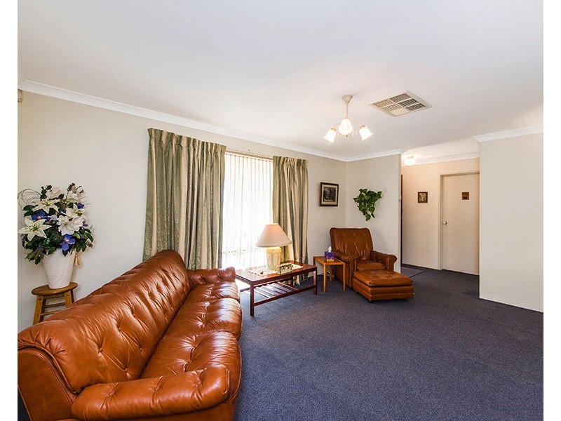 40B Fern Leaf Ct, Leeming WA 6149