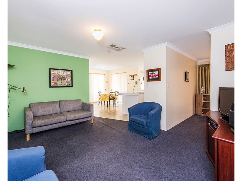 40B Fern Leaf Ct, Leeming WA 6149