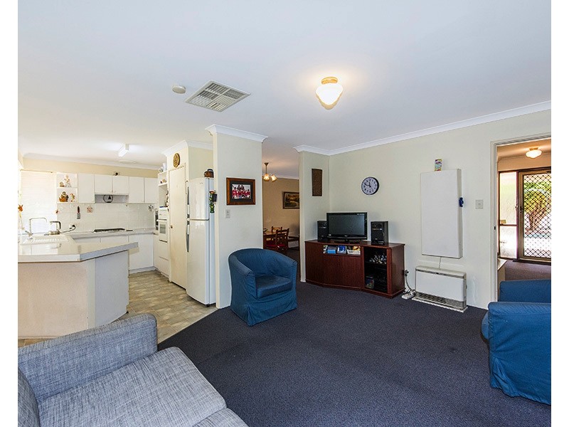 40B Fern Leaf Ct, Leeming WA 6149