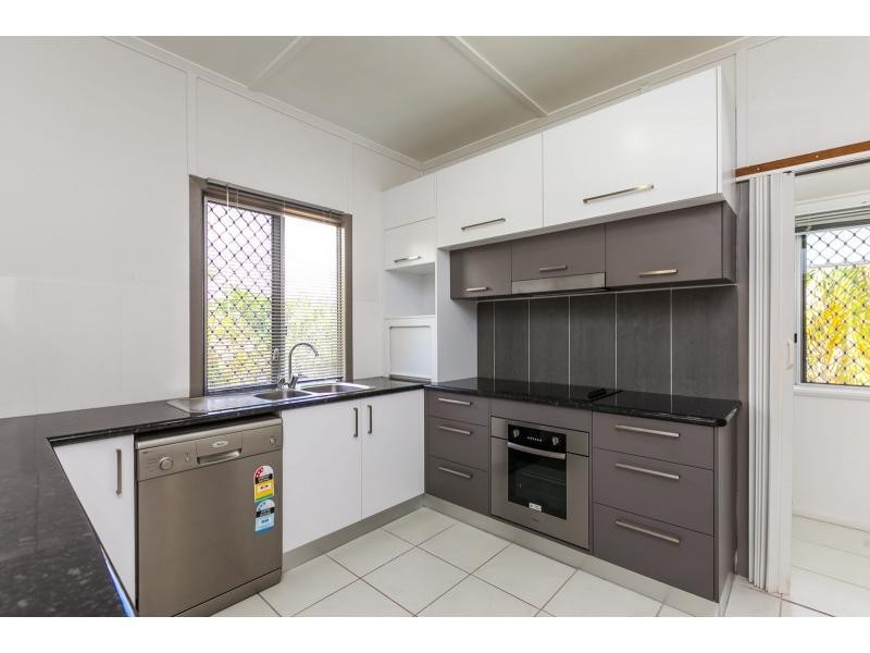 42 Eton Street, West Rockhampton QLD 4700