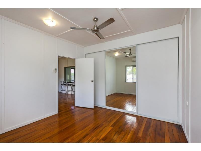 42 Eton Street, West Rockhampton QLD 4700