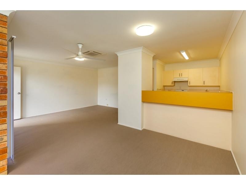 4/128 High Street, Berserker QLD 4701