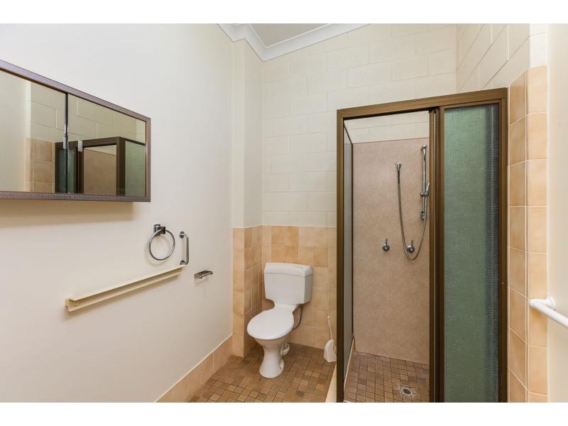 4/128 High Street, Berserker QLD 4701