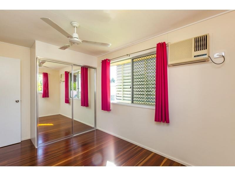 67 Kershaw Street, Park Avenue QLD 4701