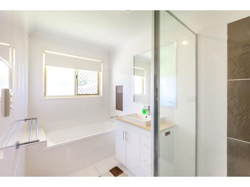 275b Dean Street, Berserker QLD 4701